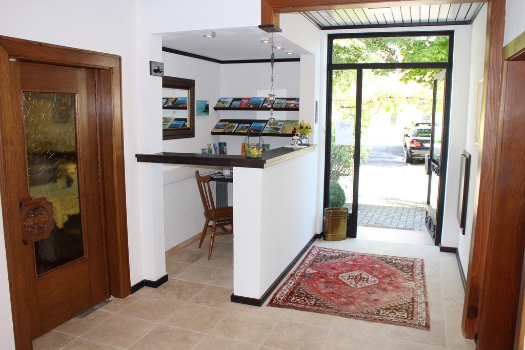 Hofer Guest House วิลลาค ภายนอก รูปภาพ