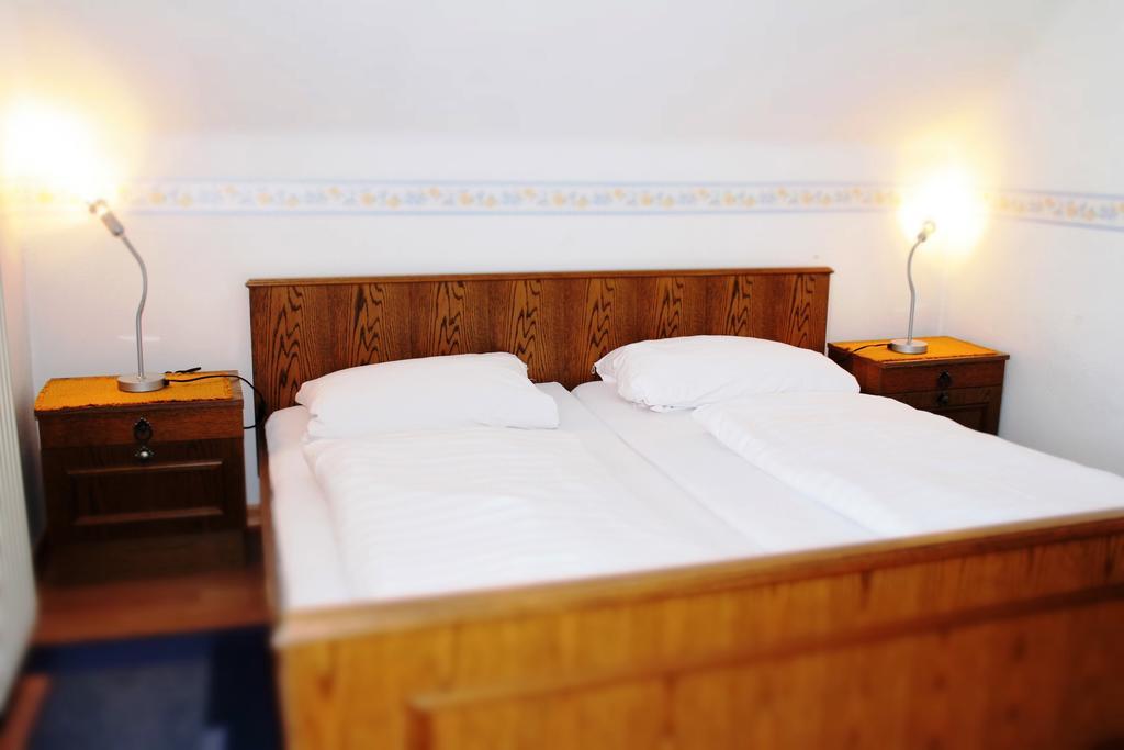 Hofer Guest House วิลลาค ภายนอก รูปภาพ